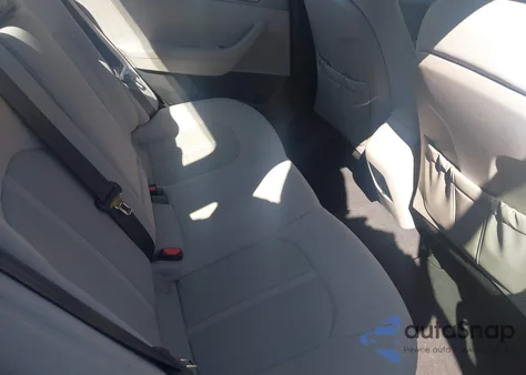 2015 Hyundai Sonata Se z USA, uszkodzony, nr VIN 5NPE24AF8FH204938